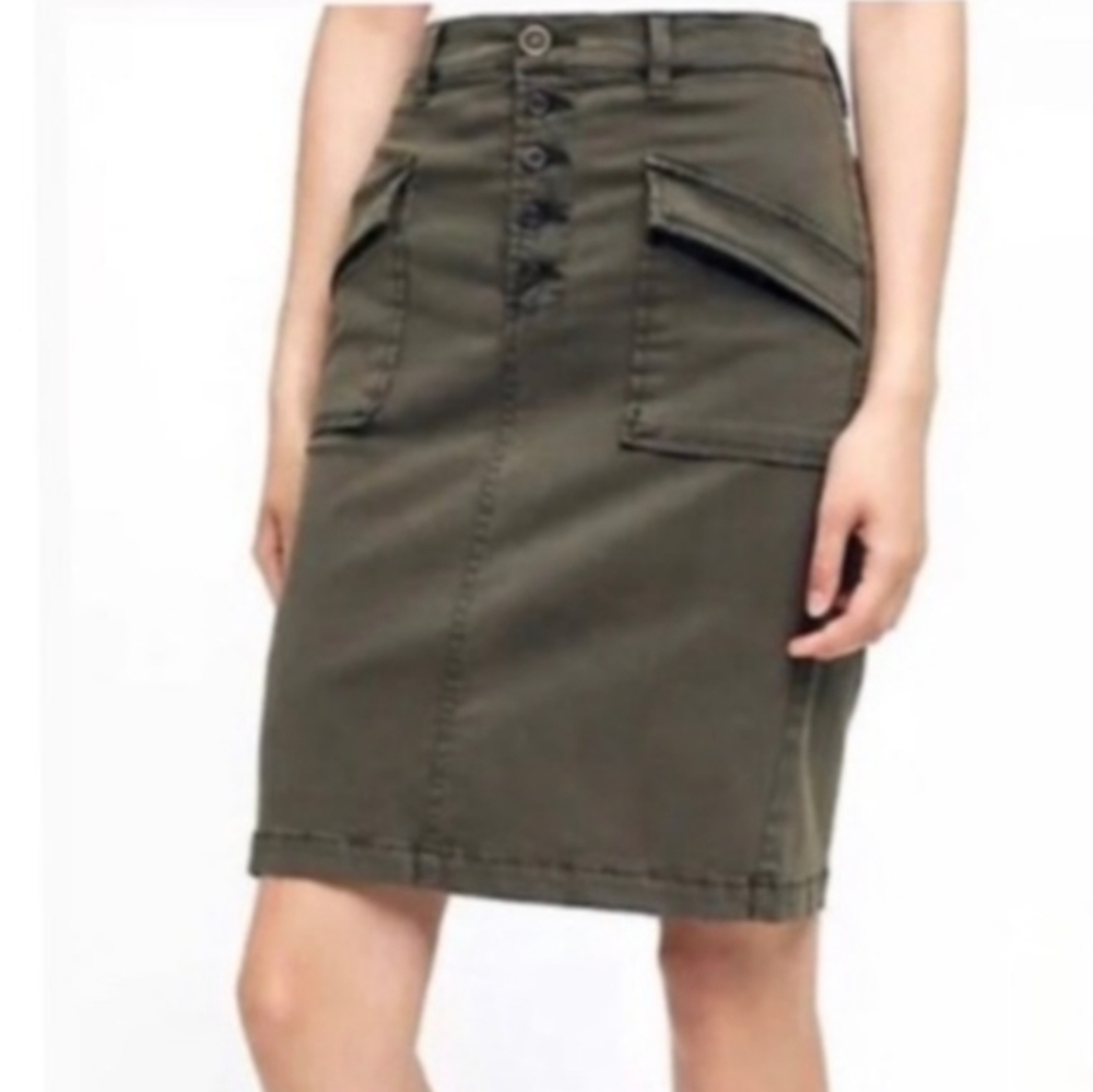 Pilcro Anthropologie Olive Chino Pencil‎ Skirt